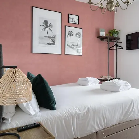Lyme Townhouse-2